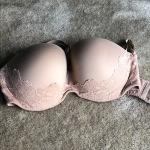 VS Strapless Bra
